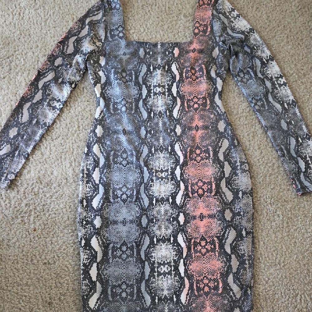 Fashion Nova Multicolor Snake Print Long Sleeve Dress